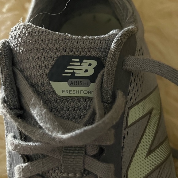 New Balance Gray/Teal Running Shoes - Picture 6 of 8